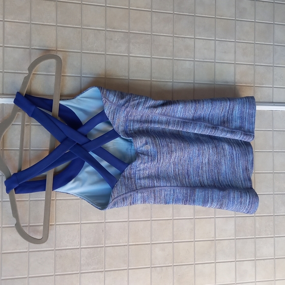 Lululemon blue tank - Picture 2 of 4